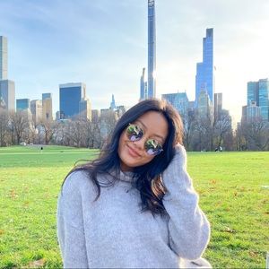 Meet your Posher, Natalie